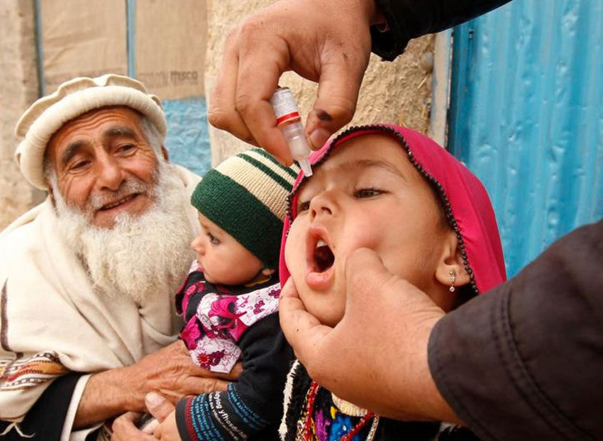 The Emirates Polio Campaign works with communities at risk for polio. Through coordinated efforts, the Campaign provides vaccines along with food aid, sanitation and infrastructure projects. © WHO